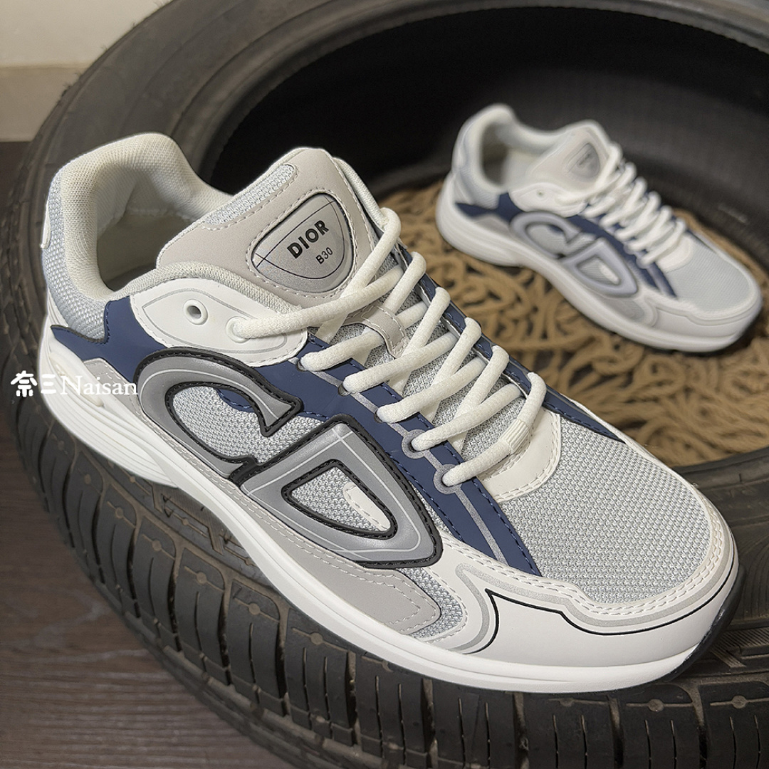 Product Product, photo 1