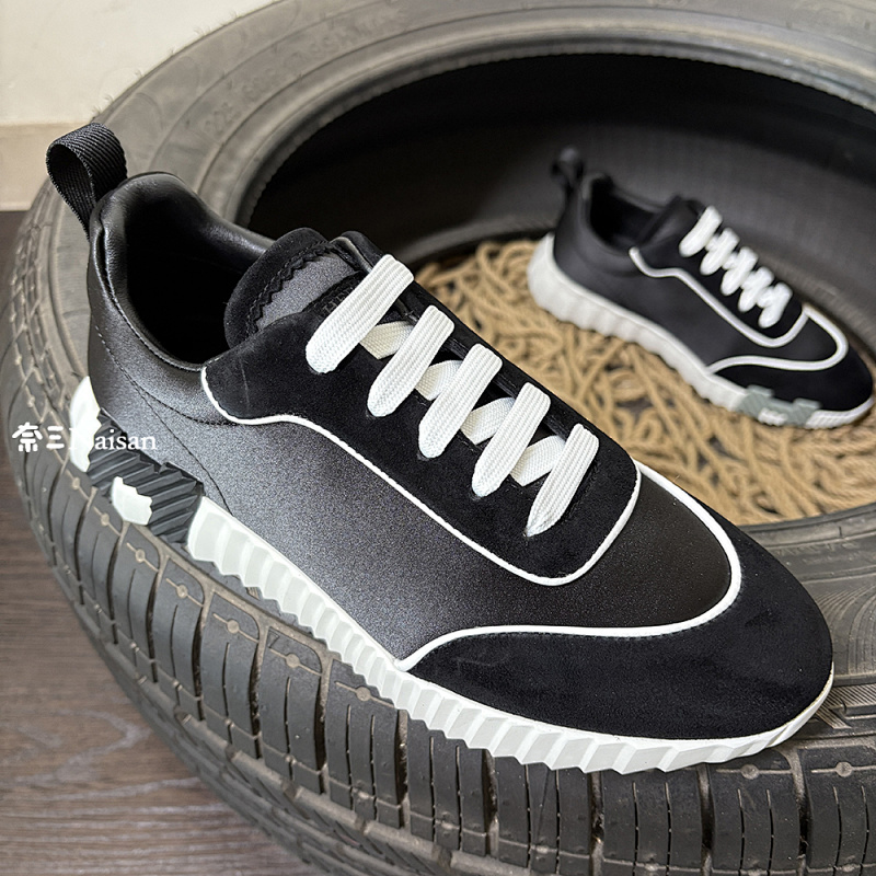 ▶ Hermes Sneakers, photo 1