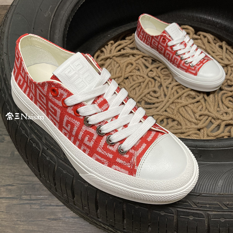 ▶ Sneakers City In, photo 1