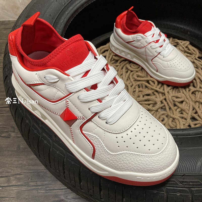 On Running ONE STUD MID-TOP SNEAKER IN NAPPA LEATHER