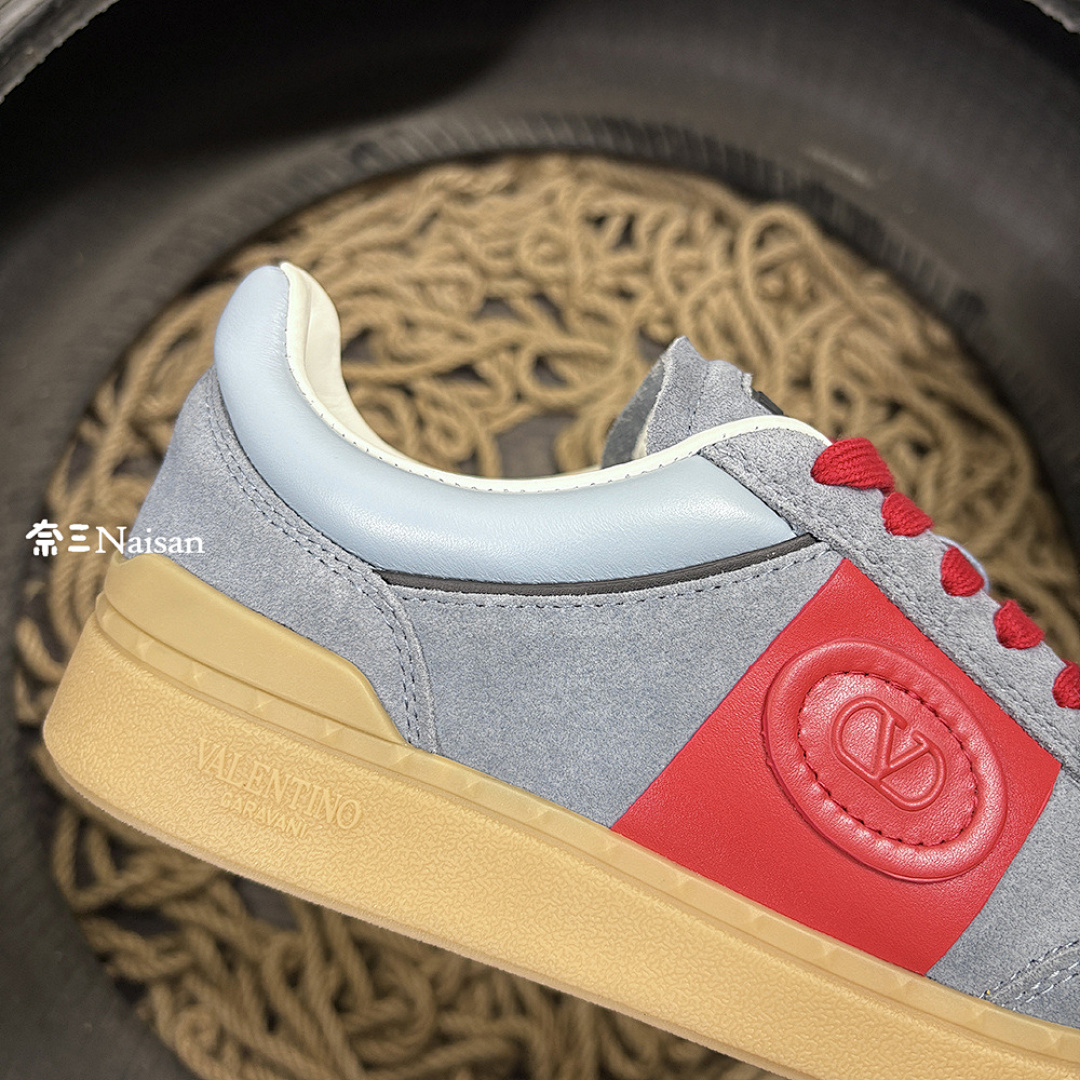 ▶ UPVILLAGE LOW - Image 13