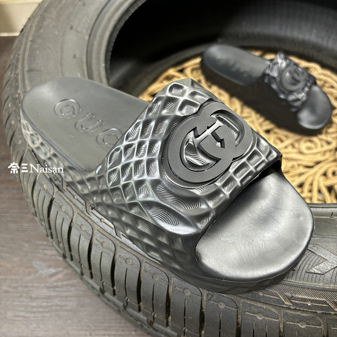 ▶ G Slide, photo 1