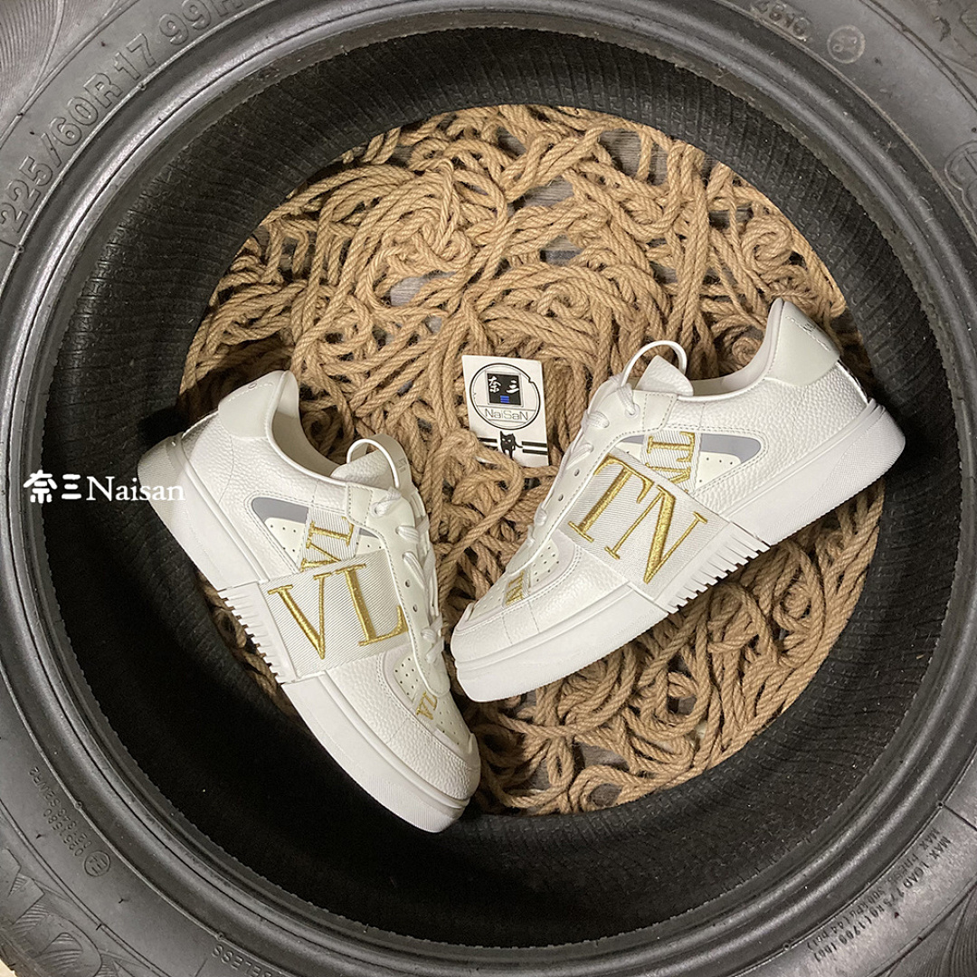 ▶ VL7N SNEAKER - Image 3
