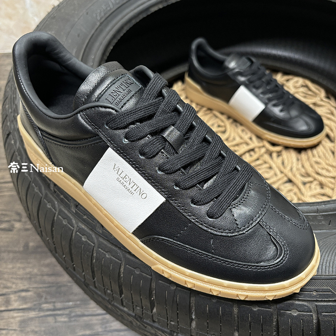 ▶ UPVILLAGE LOW