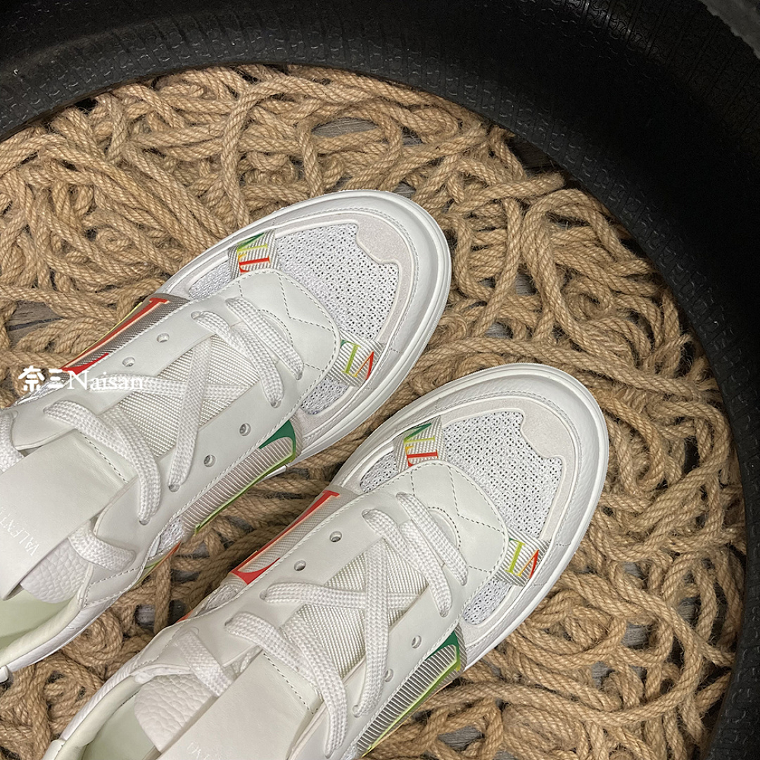 ▶ VL7N LOW-TOP SNEAKER - Image 6