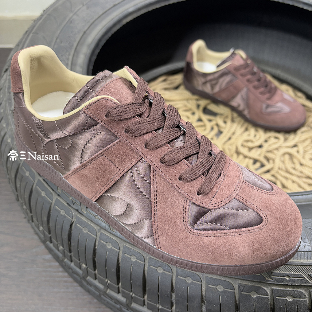 ▶ Replica Sneakers, photo 1