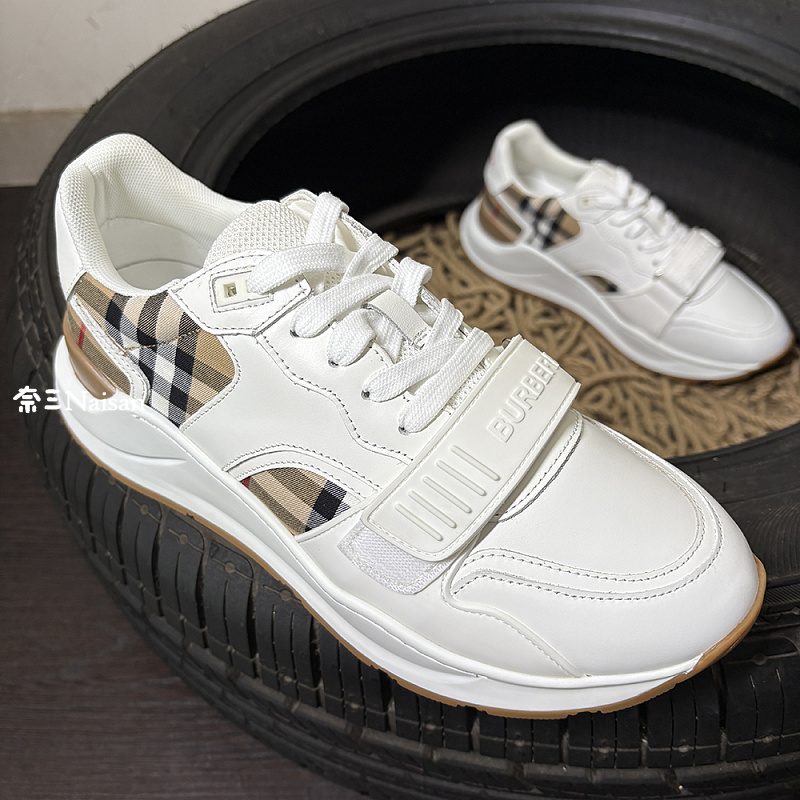 ▶ Burberry Sneakers, photo 1