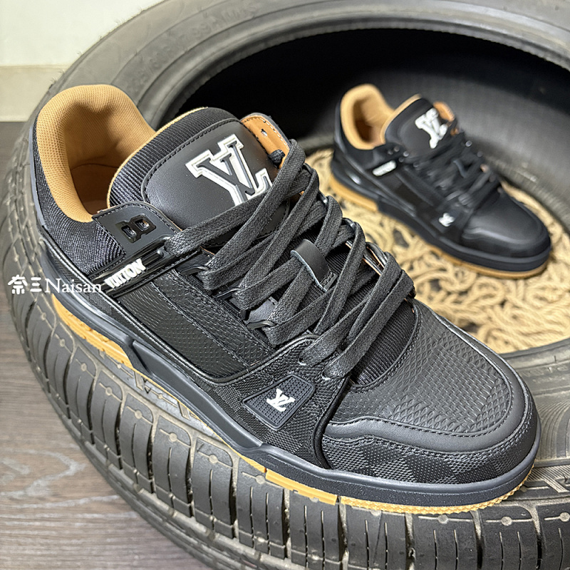 ▶ 1V Trainer Sneaker, photo 1