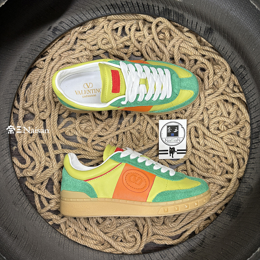 ▶ UPVILLAGE LOW - Image 4