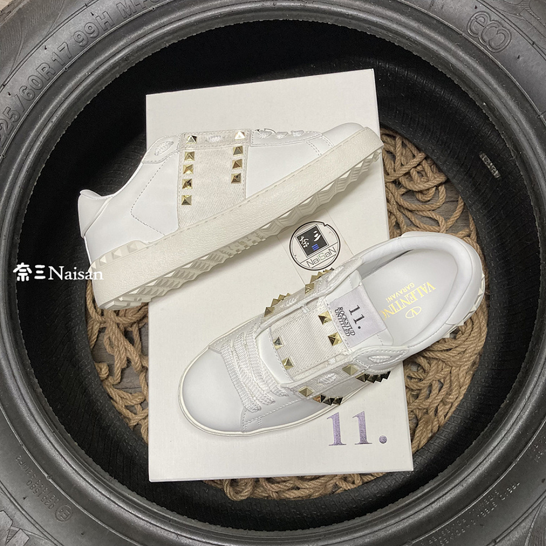 ▶ ROCKSTUD - Image 2