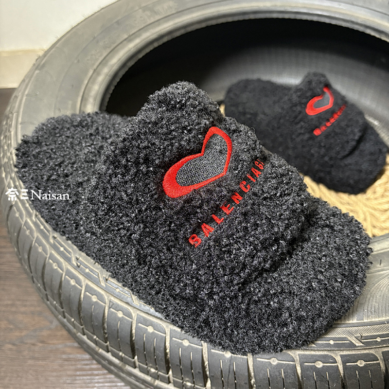 Product Product, photo 1