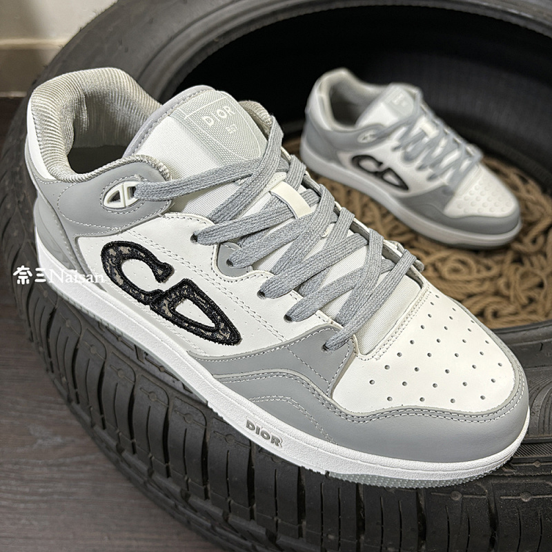 ▶ Low-Top Sneaker, photo 1