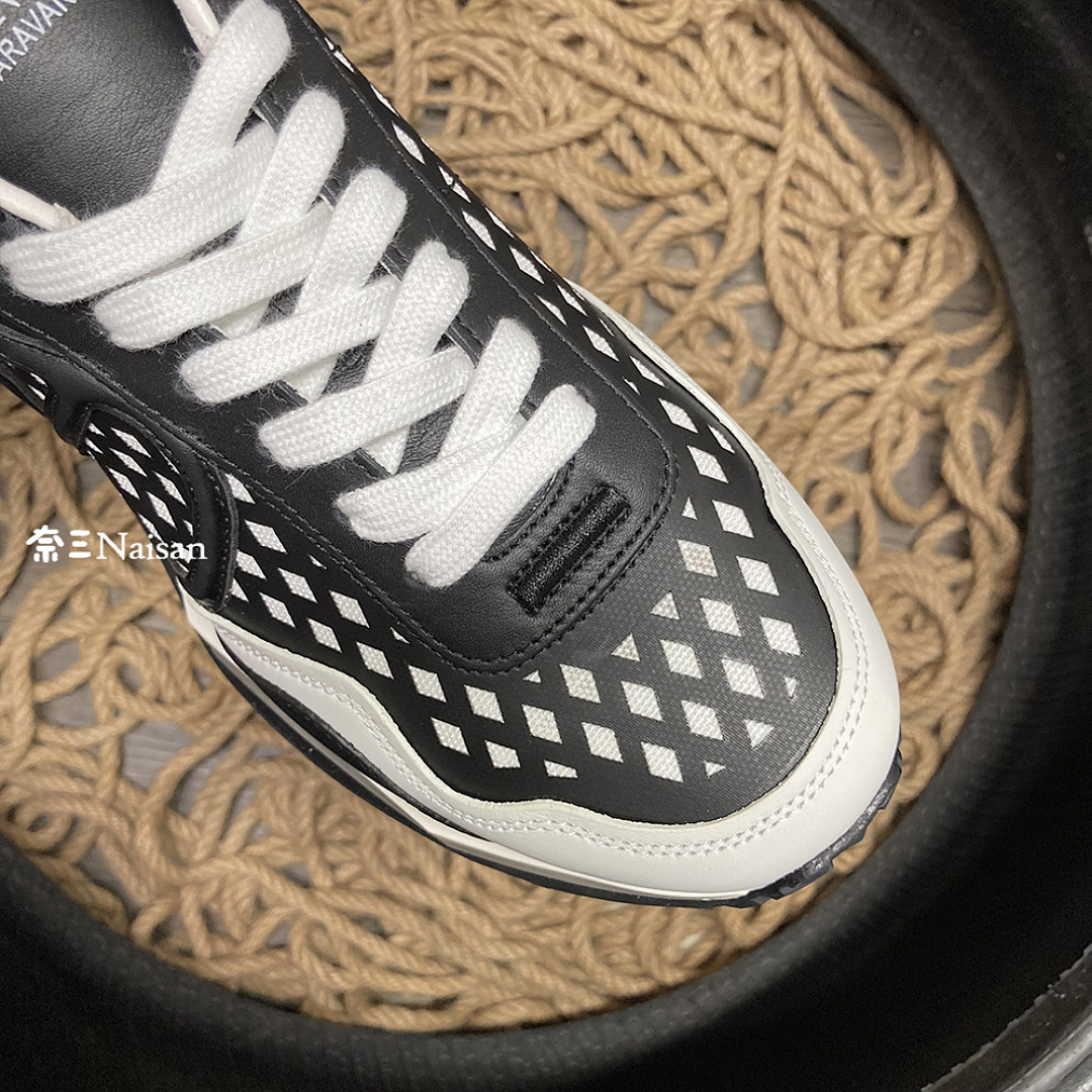 ▶ Valentino Sneakers - Image 14