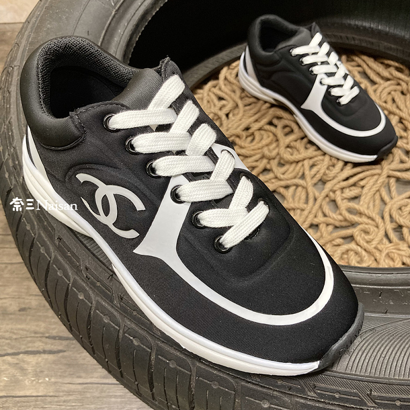▶ CHANEL Sneaker, photo 1