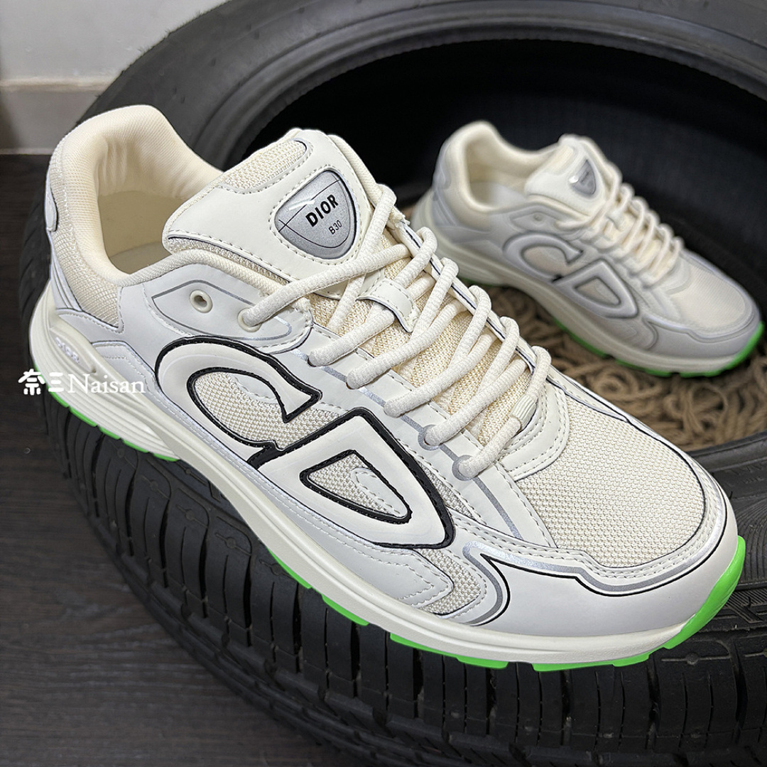 Product Product, photo 1