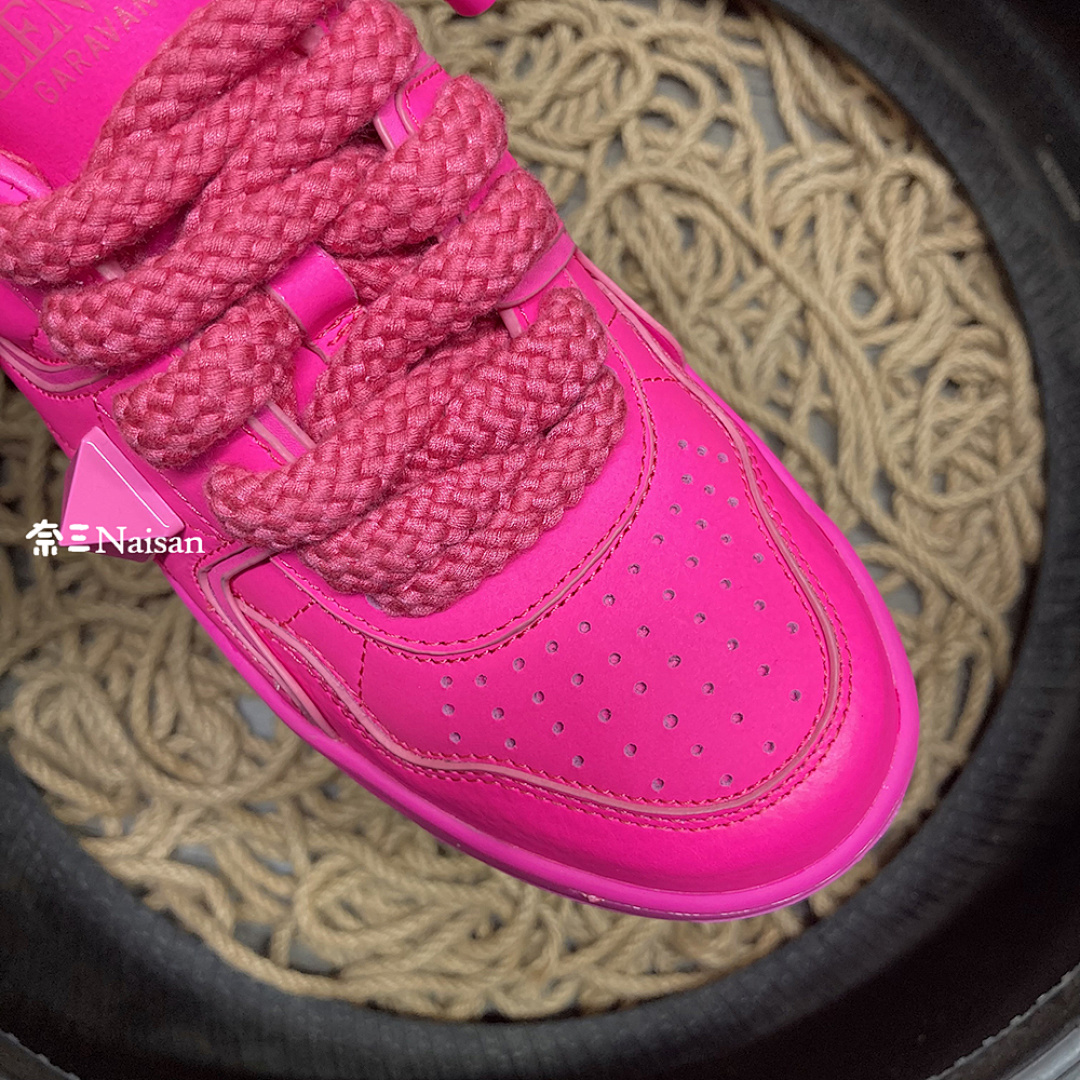 On Running ONE STUD XL NAPPA LEATHER LOW-TOP - Image 14