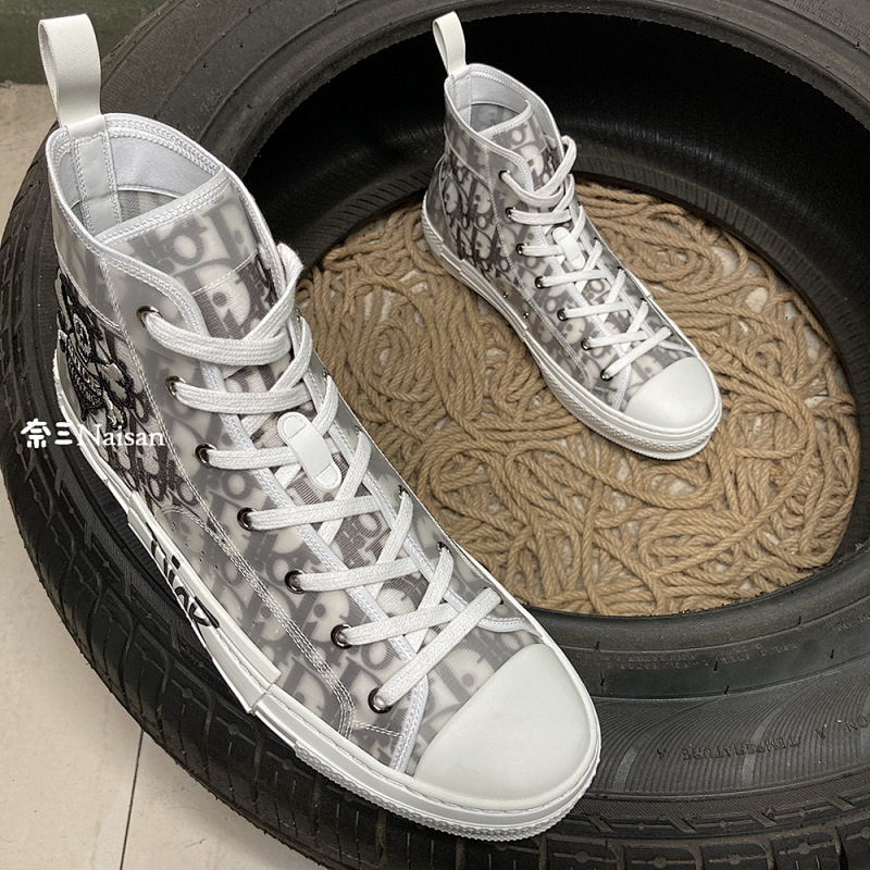 ▶ High Top Sneakers, photo 1