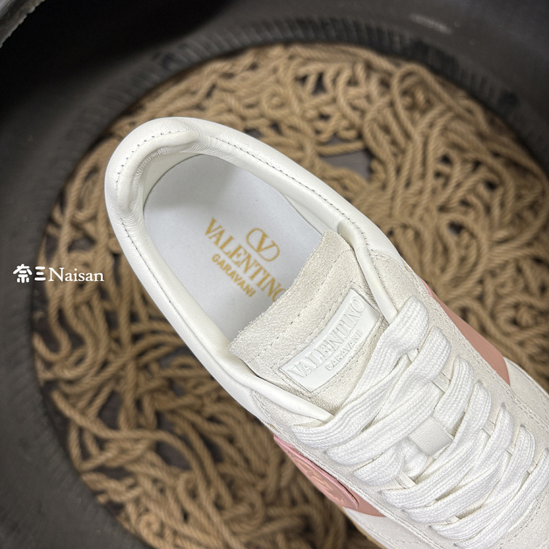 ▶ UPVILLAGE LOW - Image 15