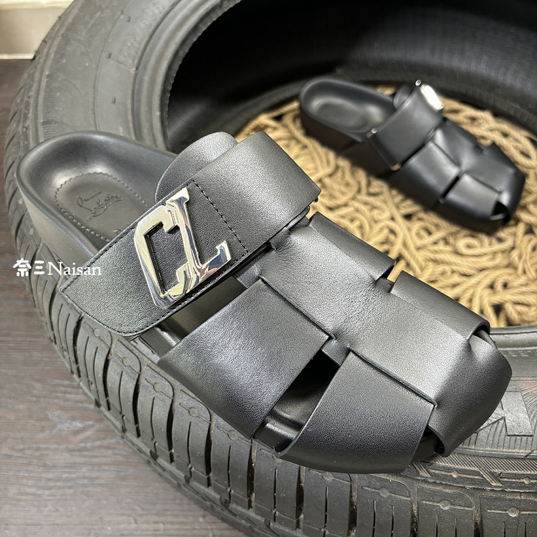 ▶ 🆑 Sandals, photo 1