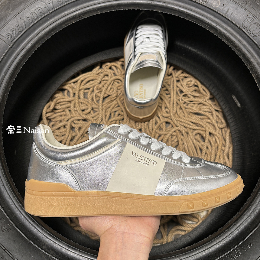 ▶ UPVILLAGE LOW - Image 8