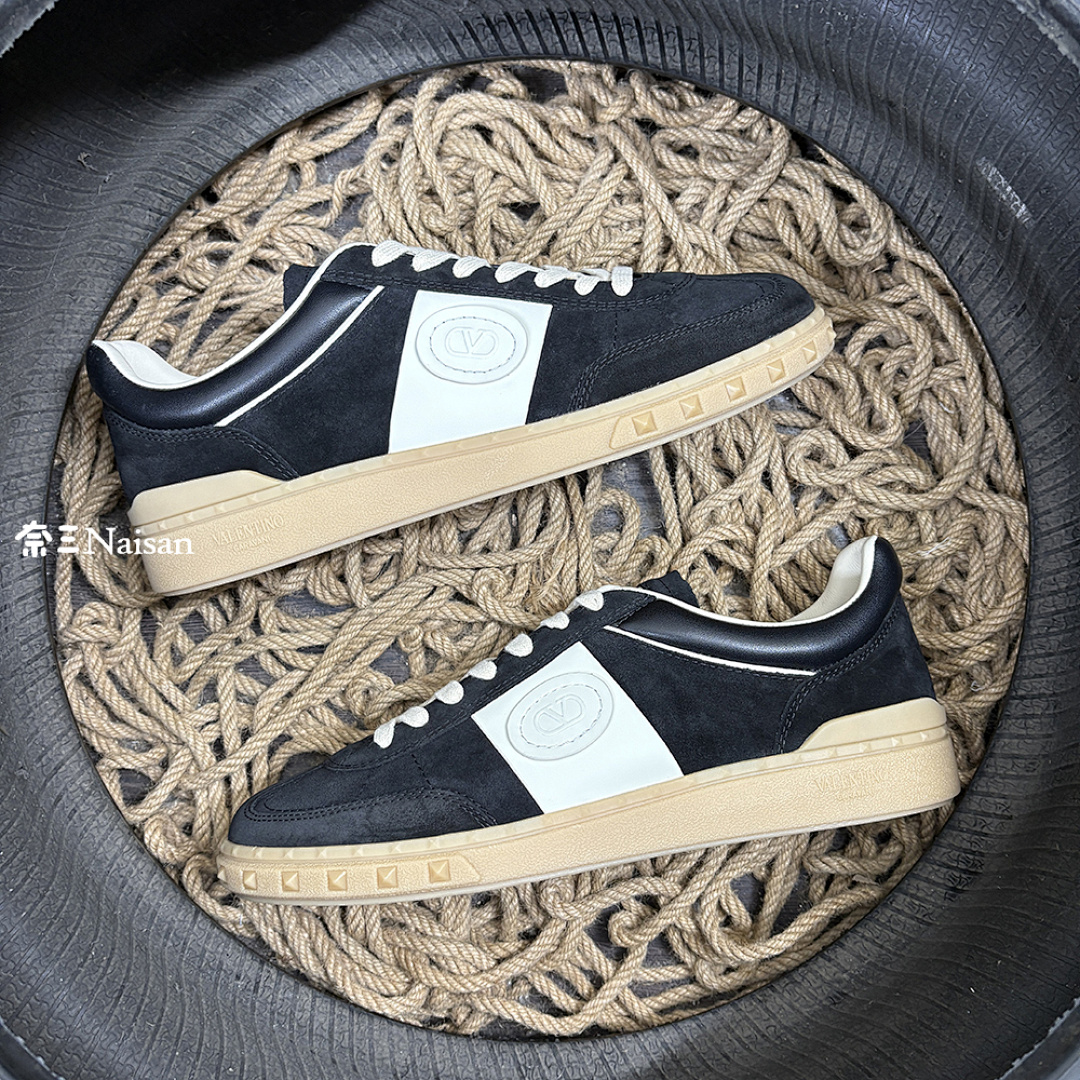 ▶ UPVILLAGE LOW - Image 11