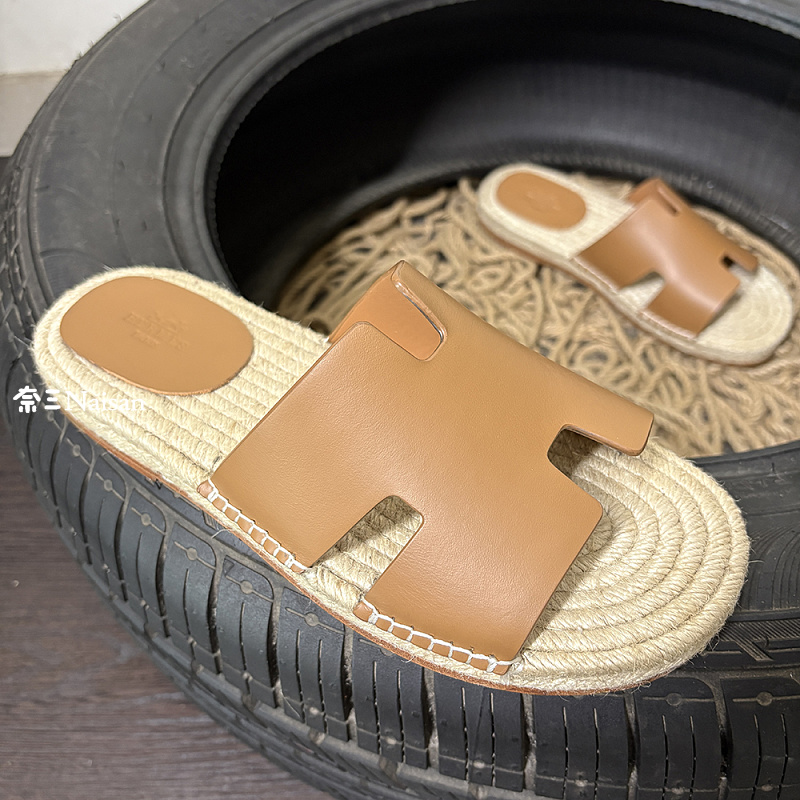 ▶ Antigua Sandal, photo 1