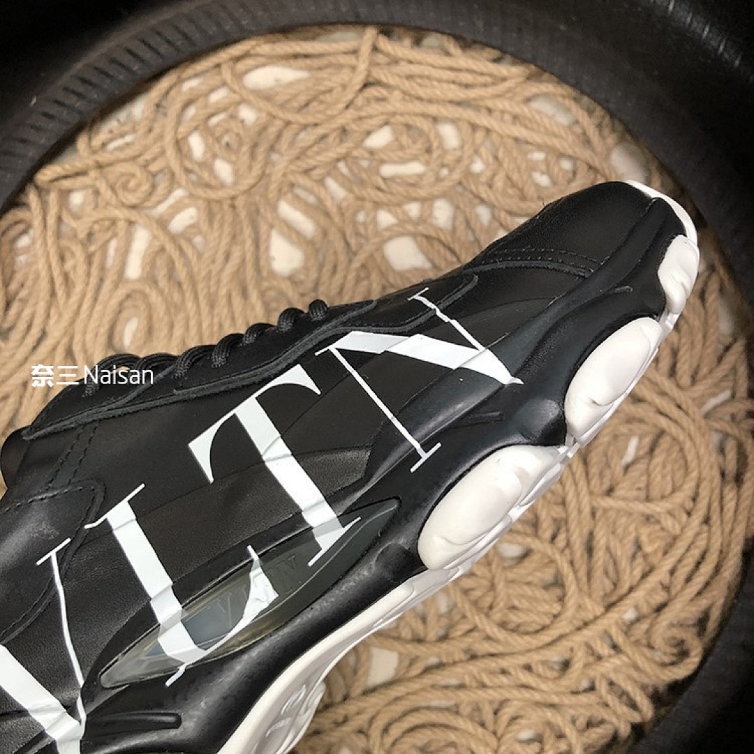 ▶ VT High Top Sneakers - Image 12