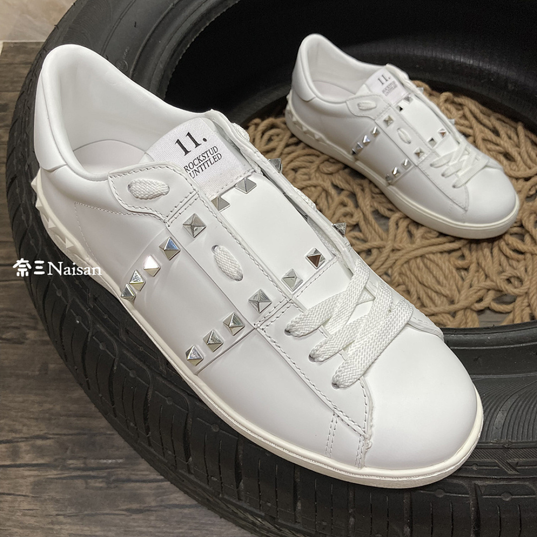 ▶ ROCKSTUD