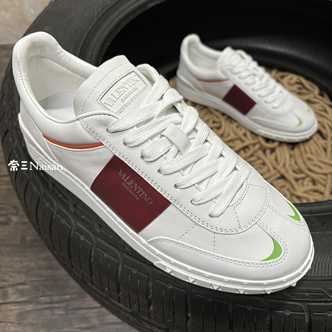 ▶ UPVILLAGE LOW