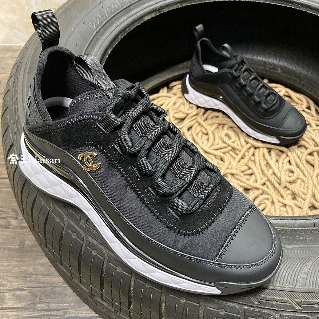 ▶ CHANEL Sneaker, photo 1