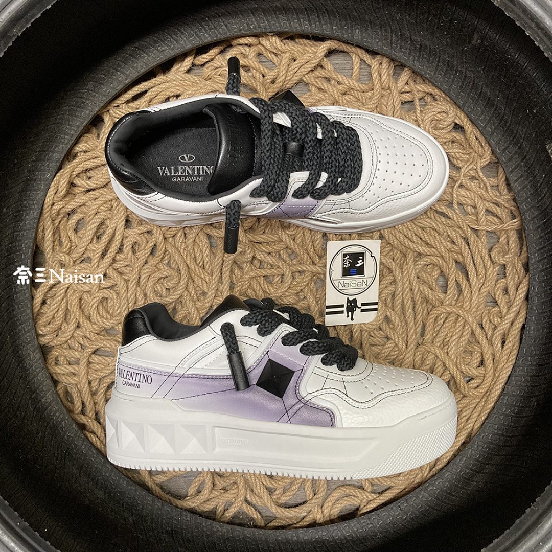 On Running ONE STUD XL NAPPA LEATHER LOW-TOP - Image 4