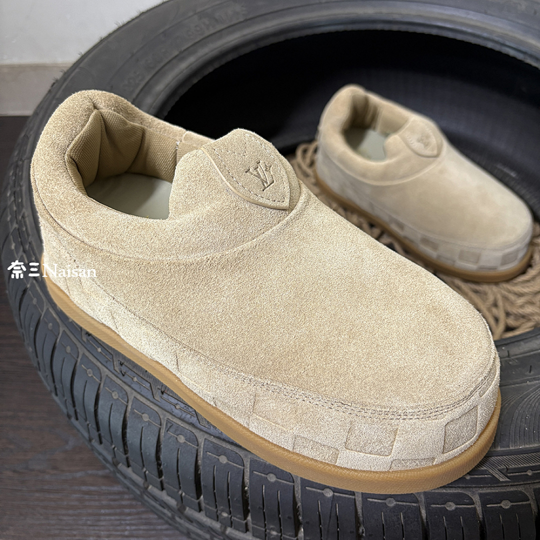 ▶ LV Yeti Slip-On Shoes, photo 1
