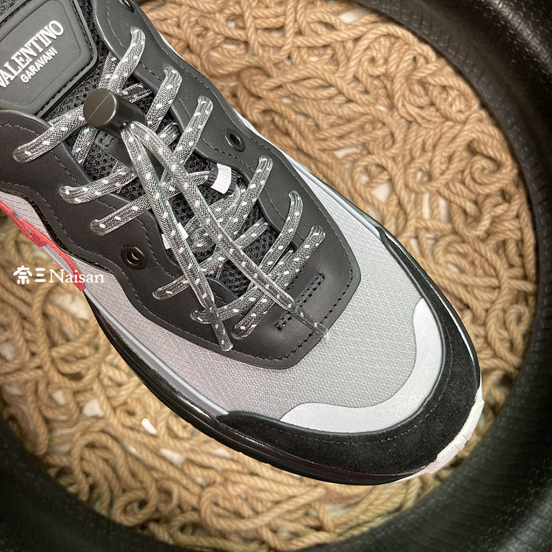 ▶ VT Sneakers - Image 15