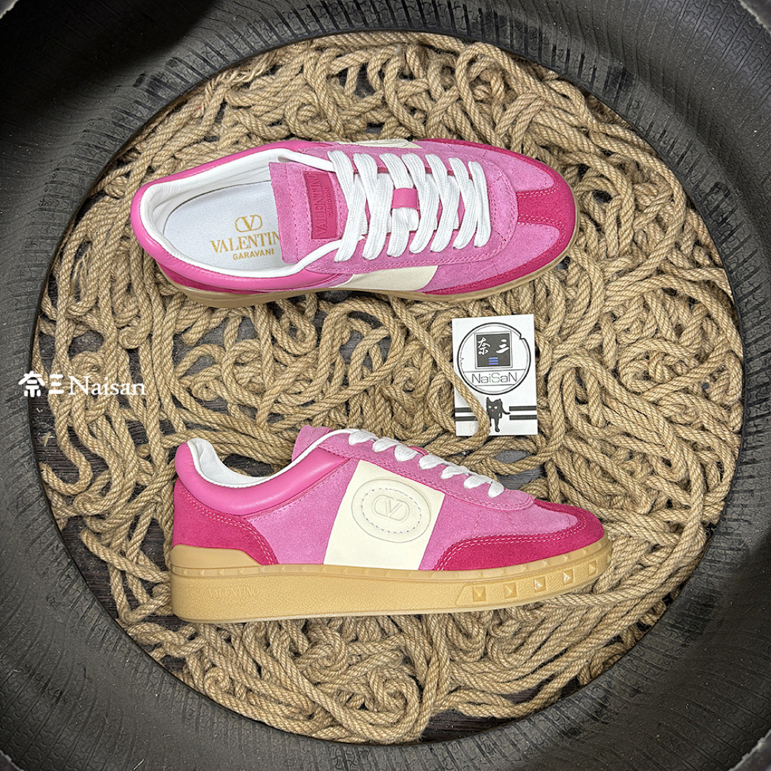 ▶ UPVILLAGE LOW - Image 4