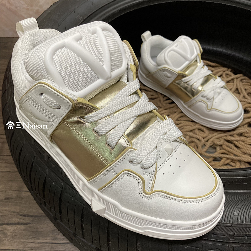 ▶ Valentino Garavani Open Skate Sneaker