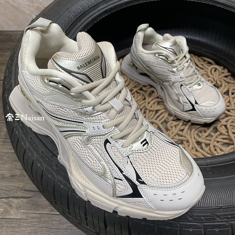 ▶ Balenciga Sneaker, photo 1