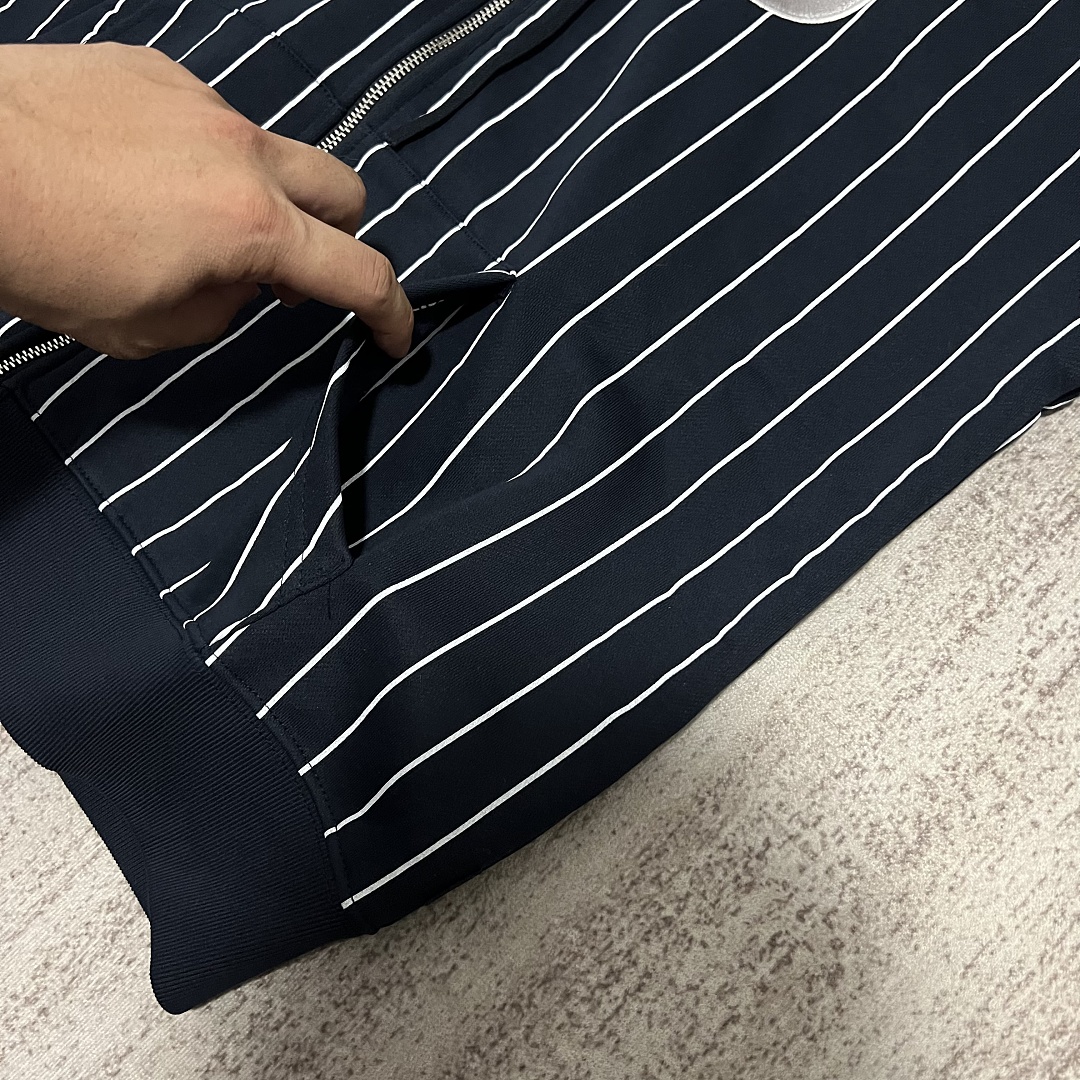 Supreme White Line Hoodie - Image 6