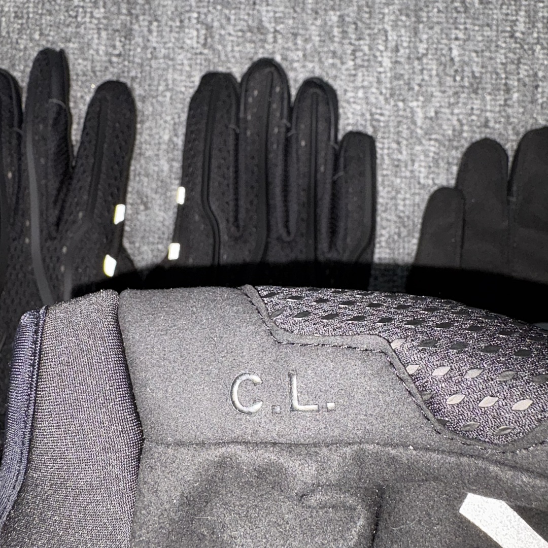 Nike Gloves - Image 7