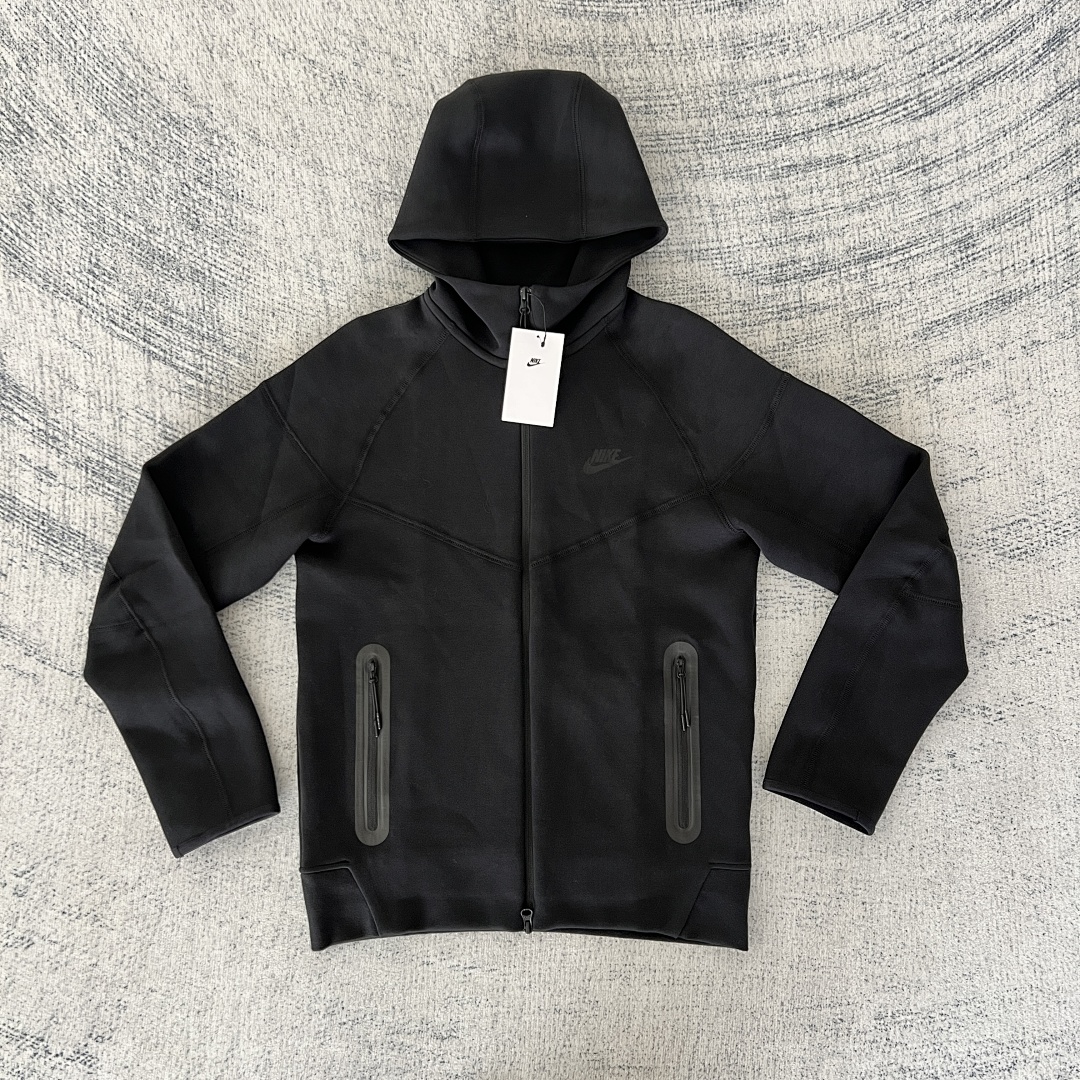 Nike Tech Fleece Classic Baggy Tracksuit - Image 20