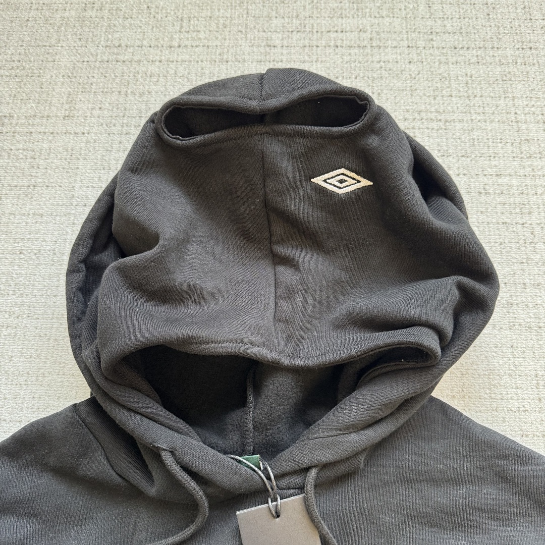 Umbro Mask Hoodie - Image 11