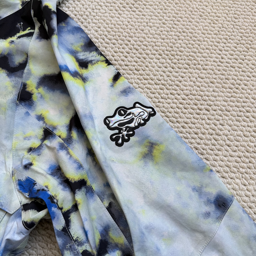 Nike jacket - Image 14