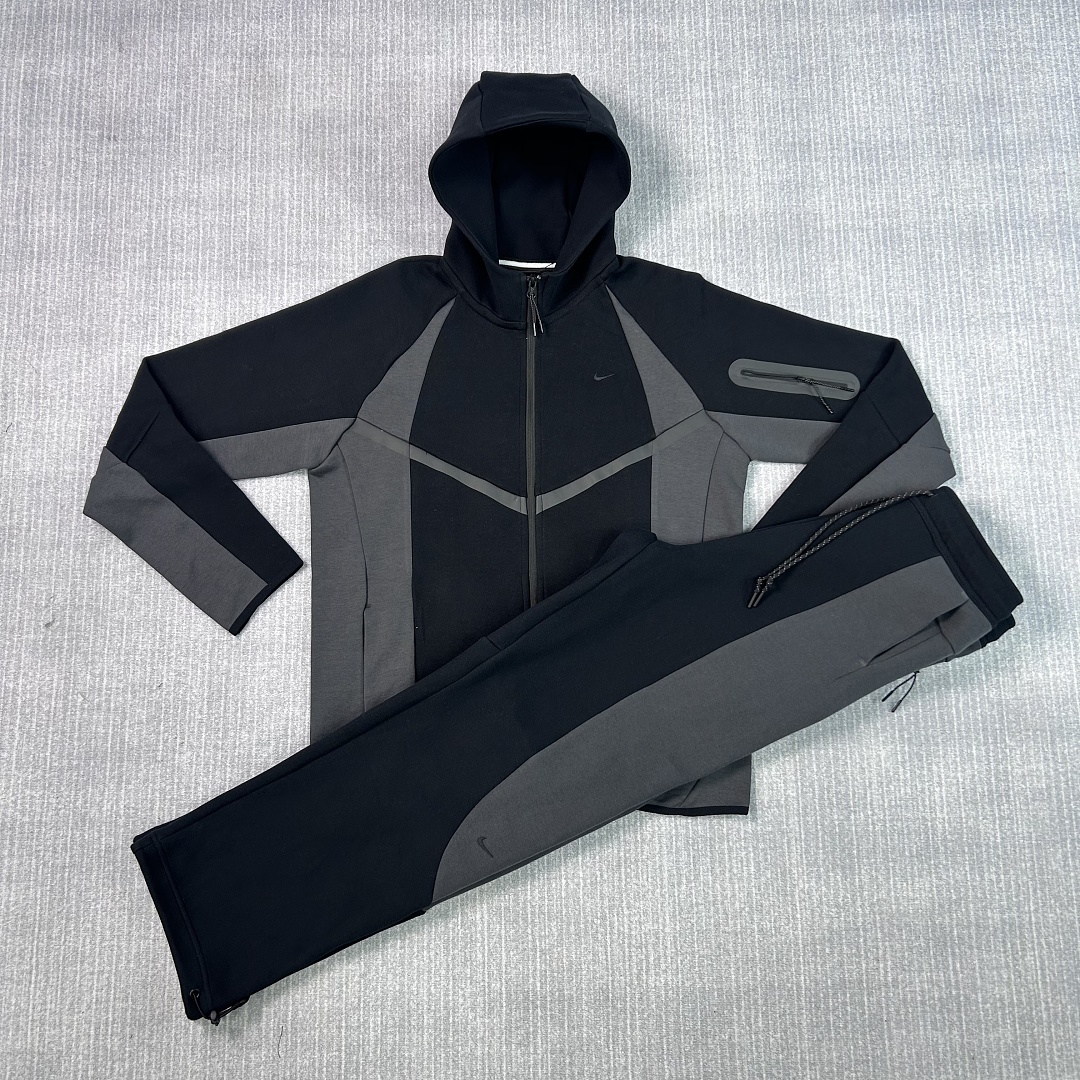Nike Black Nk New Tech Fleece - Image 4