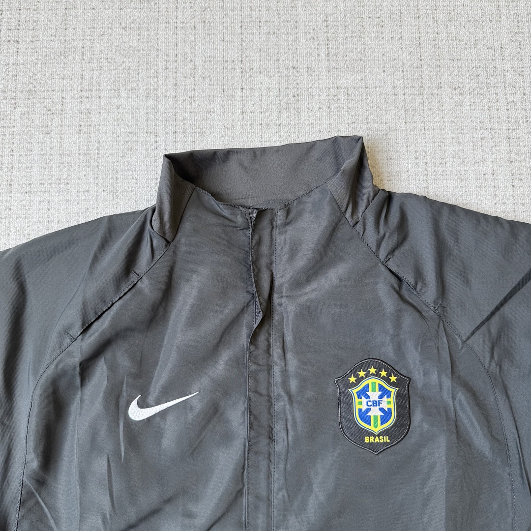 Nike Tracksuit - Image 11