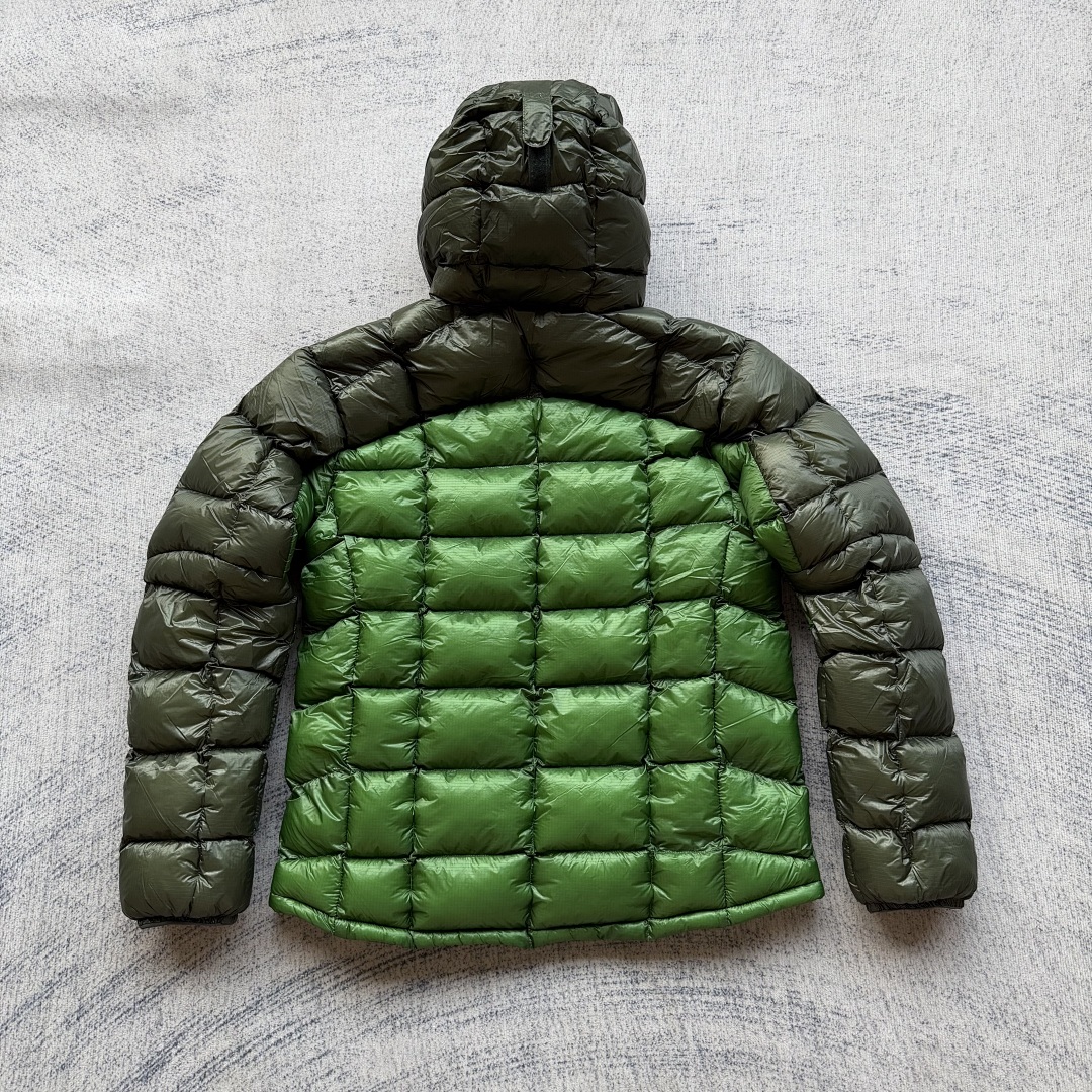 Montbell Green Puff Jacket - Image 5