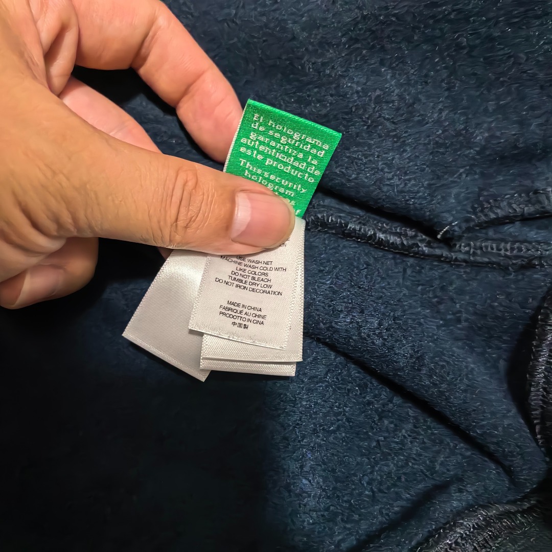 Supreme hoodie - Image 25