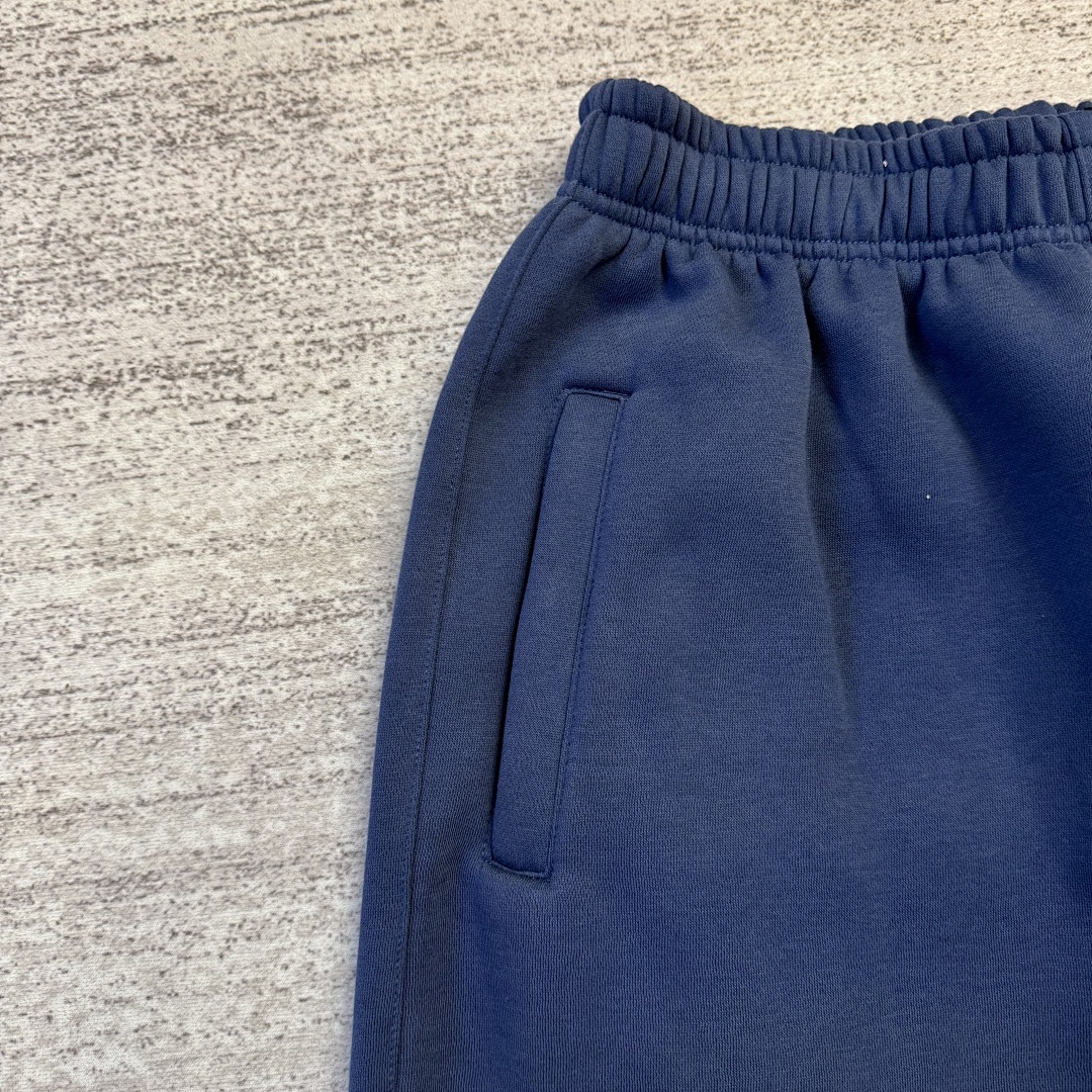 Garms Tracksuit - Image 16