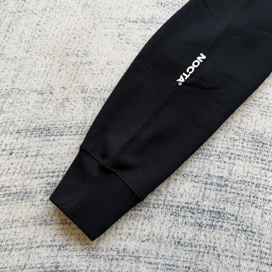 Nike Crew Neck Sweatshirt - Image 6