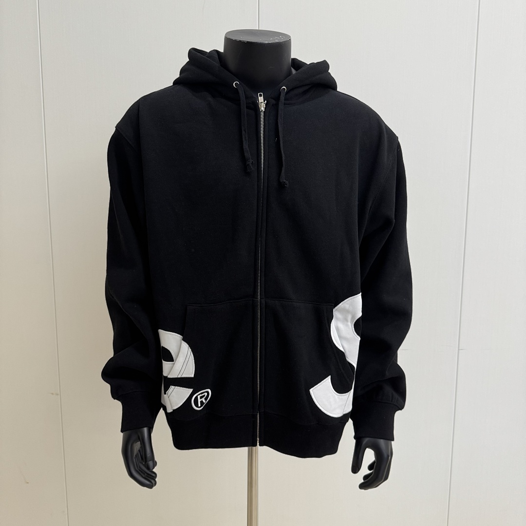 Supreme Big Logo Hoodie - Image 8