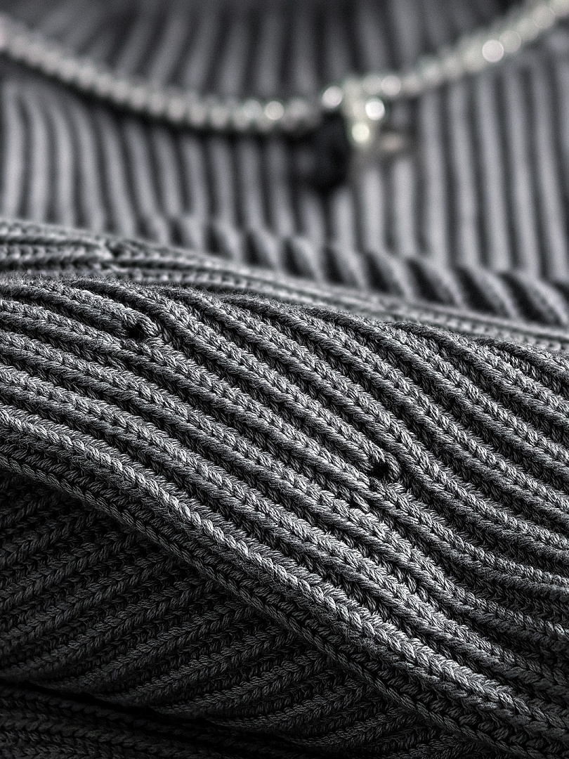 Mobius Liquid Silver Knit - Image 5