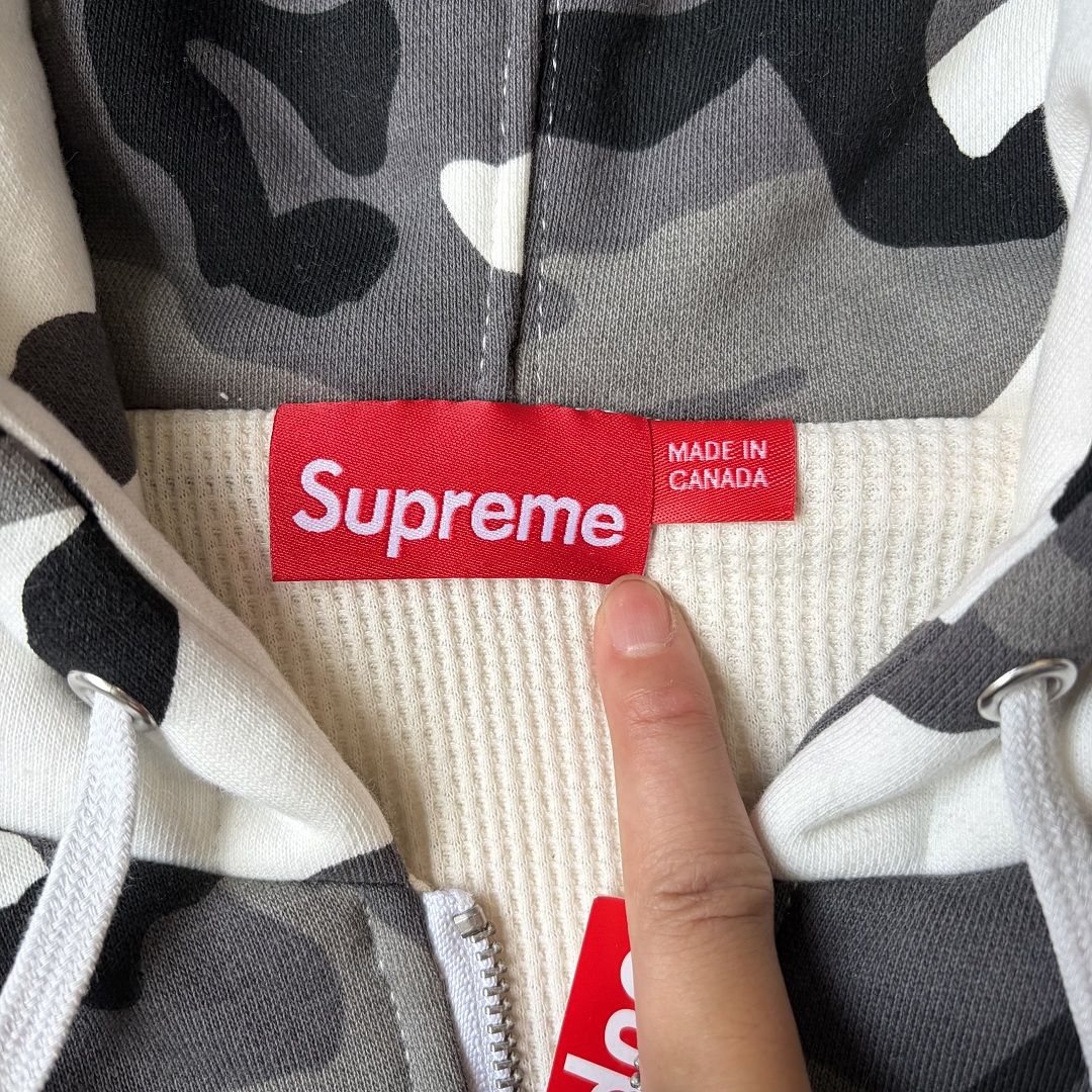 Supreme Zipper Sweatshirt - Image 4